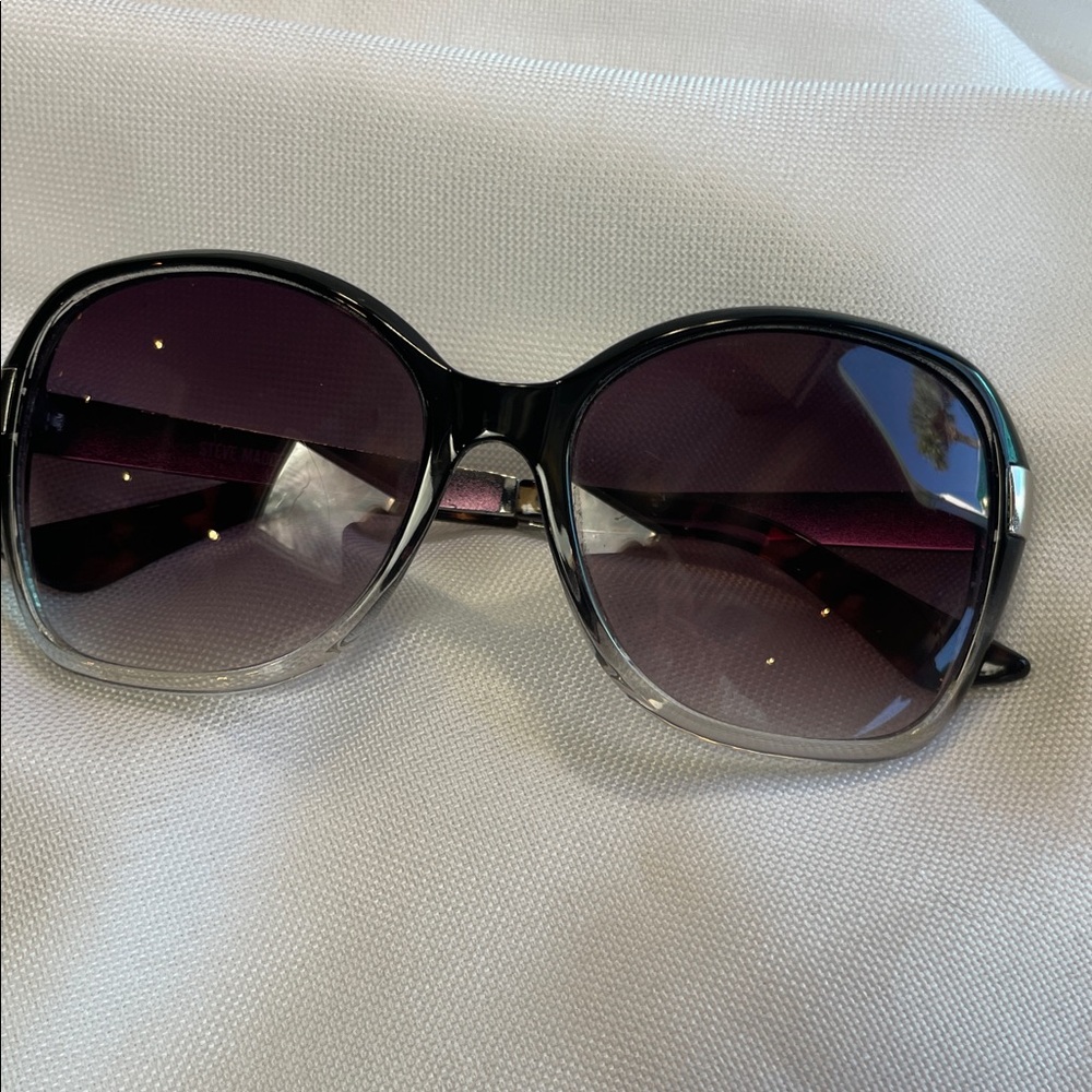 Steve Madden 😎 Elegant Black Sunglasses